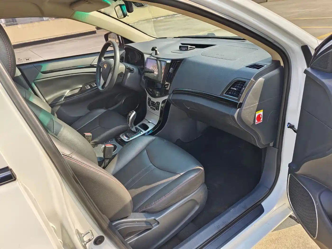 BYD E5