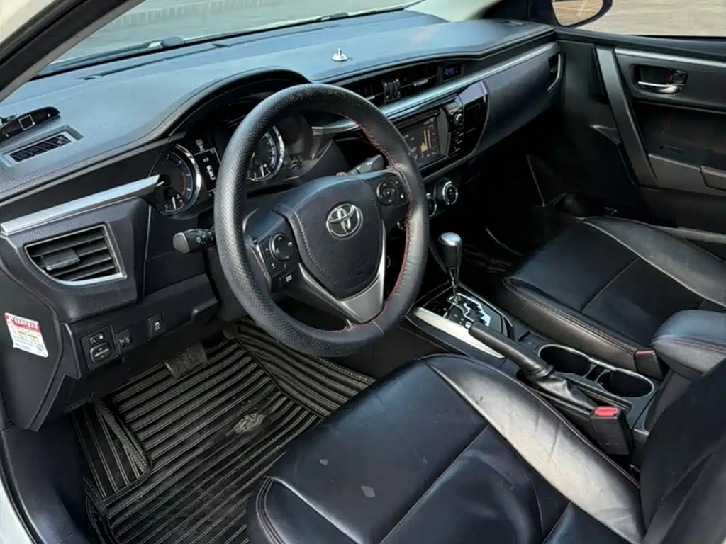 Toyota Levin 2014 1.8GS CVT Elite Edition фото 10