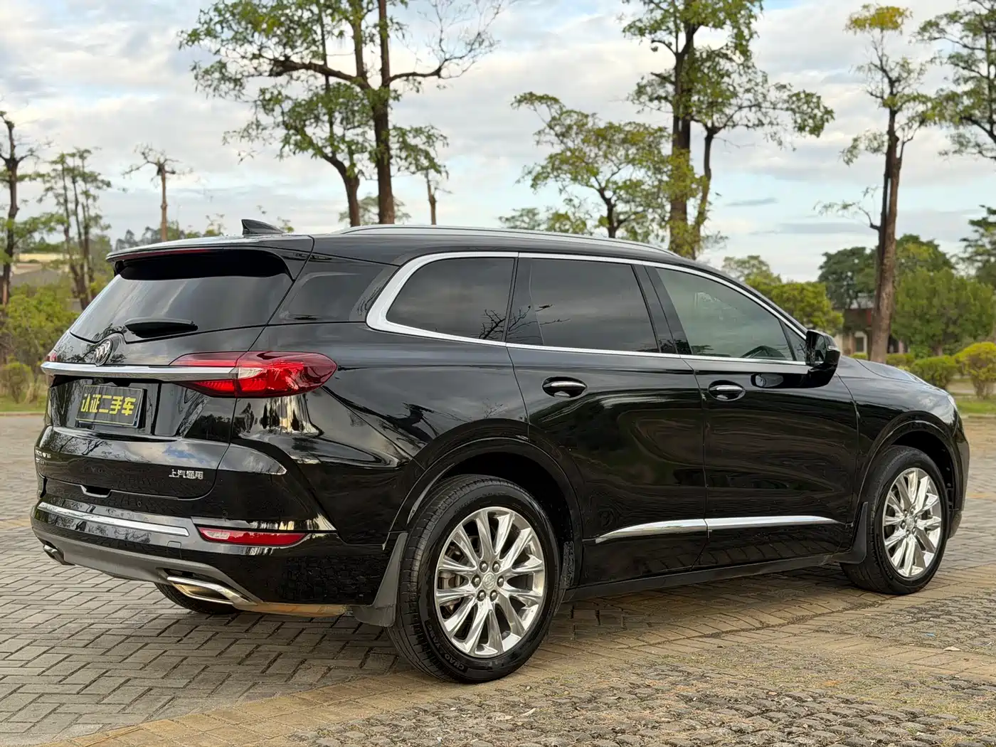 Buick Enclave 2020 28T 4WD Flagship Model фото 4