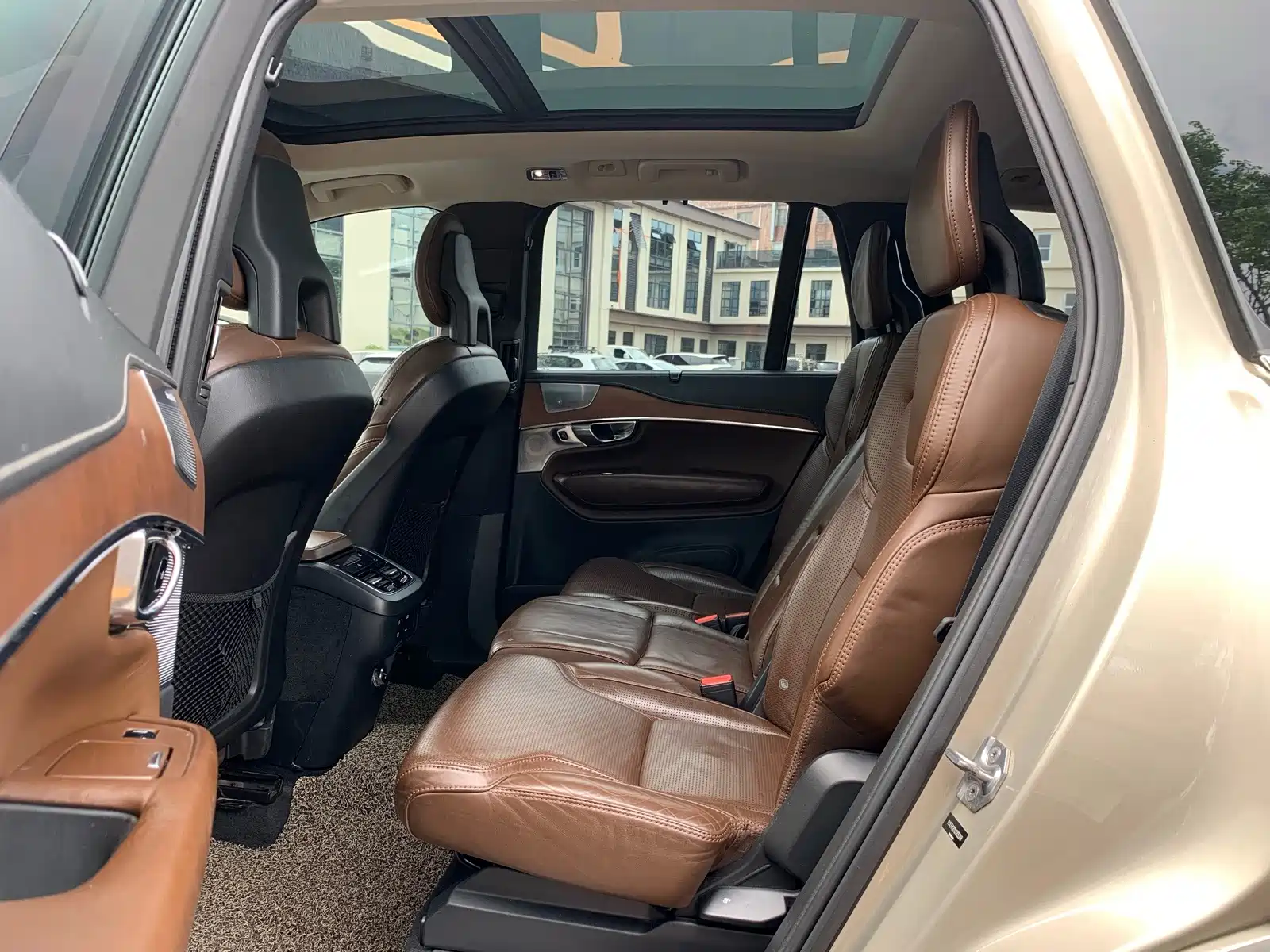 Photo 14 - Volvo XC90