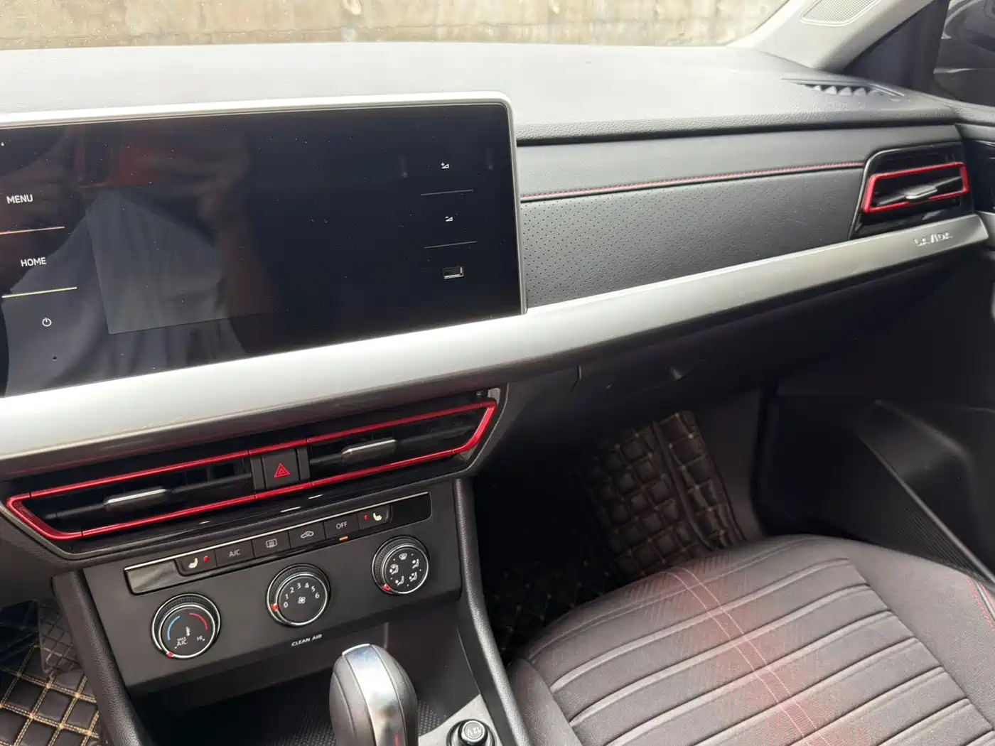 Volkswagen Lavida 2023 280TSI DSG Starlight Comfort Edition фото 12