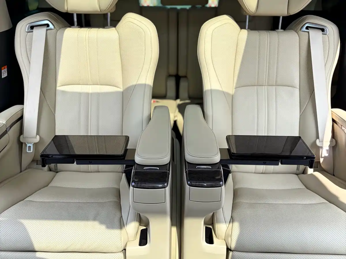 Toyota Alphard 2021 Hybrid 2.5L Ultimate фото 18