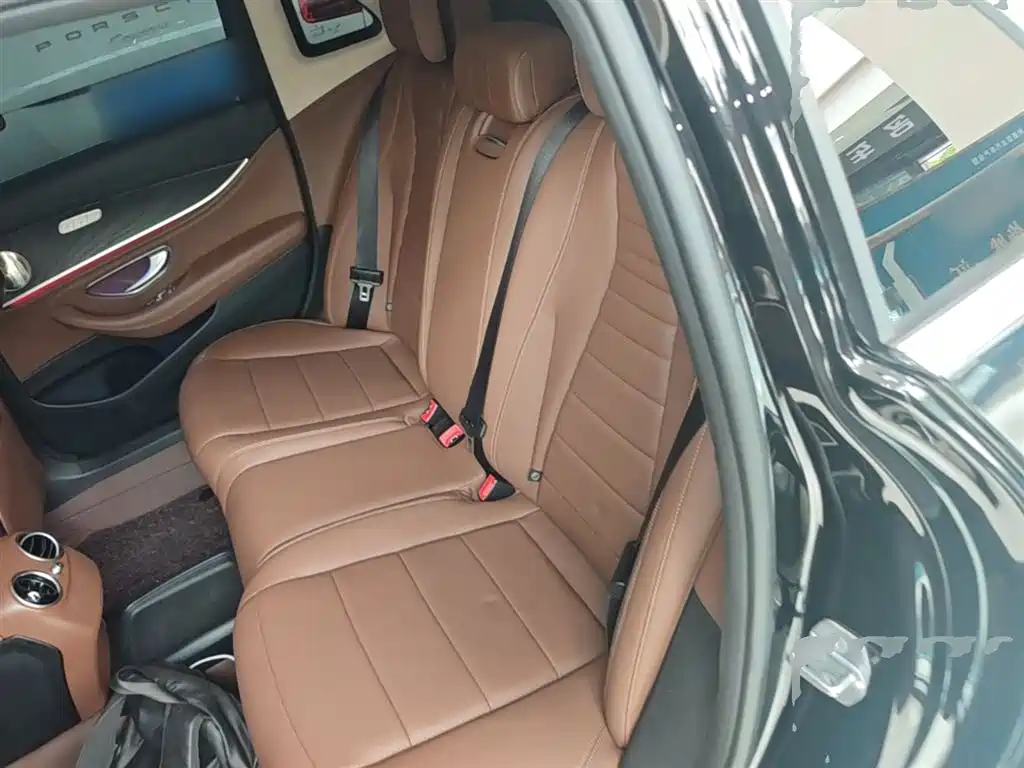 Mercedes-Benz E-Class 2019 E 260 L Sport фото 17