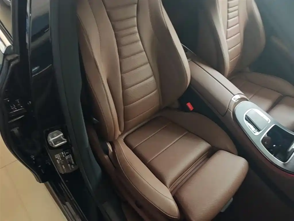 Mercedes-Benz E-Class 2019 E 260 L Sport фото 25