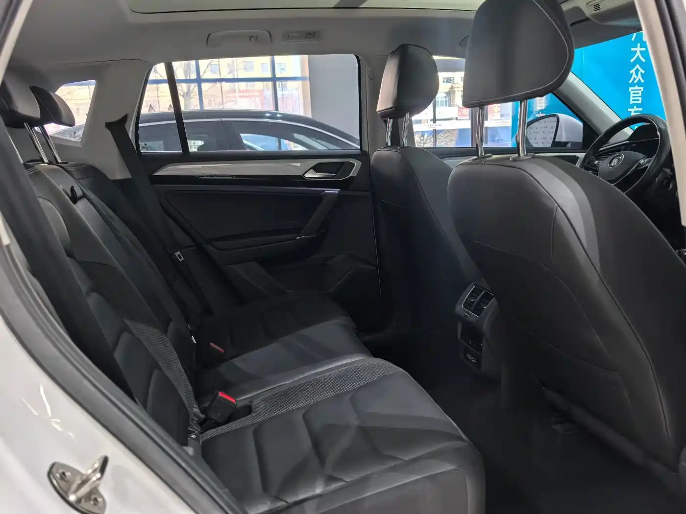 Volkswagen Tayron 2020 280TSI 2WD Luxury Smart Edition фото 9