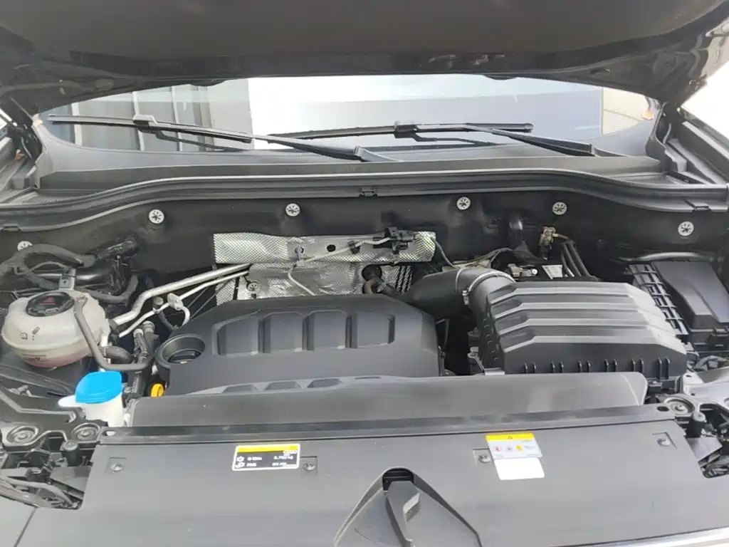 Audi Q6 2025 2023 45 TFSI quattro Uniform Cloud Yulin Package
