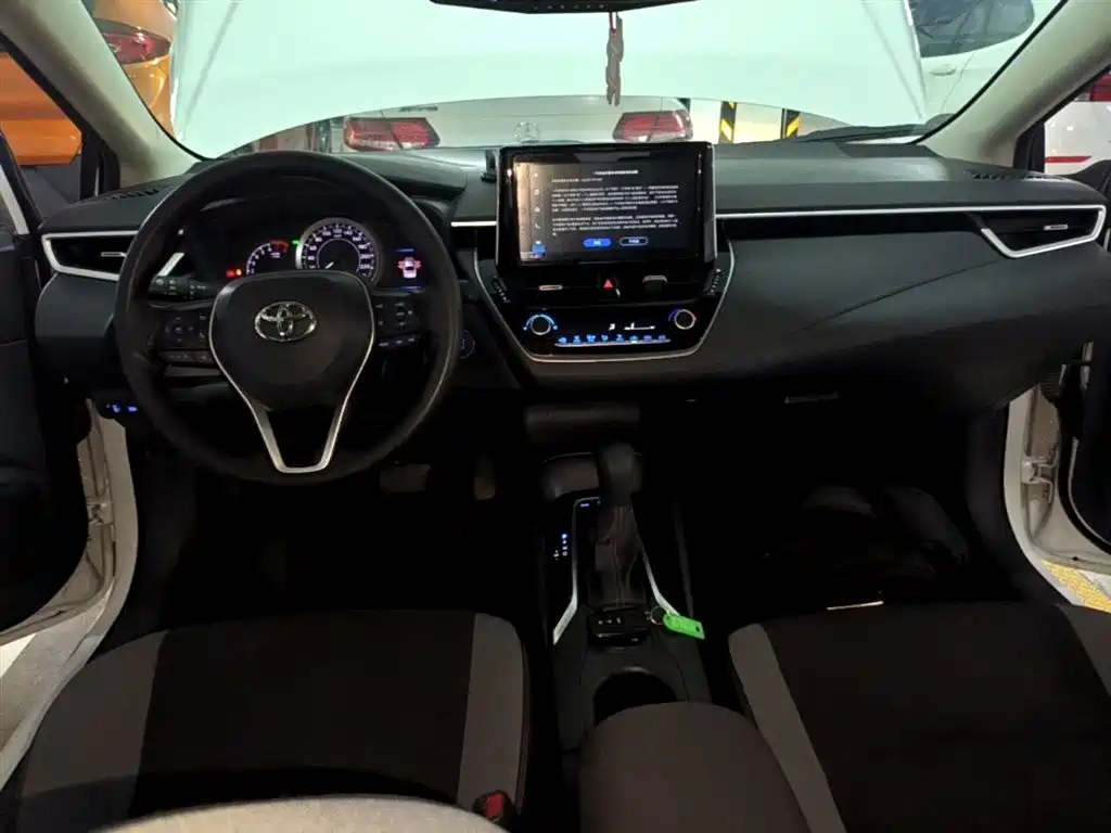 Toyota Corolla 2021 1.2T S-CVT Elite PLUS Edition фото 10