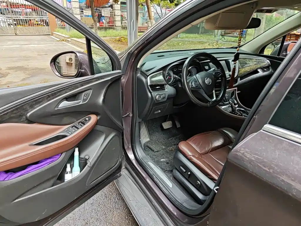 Photo 14 - Buick Envision Plus