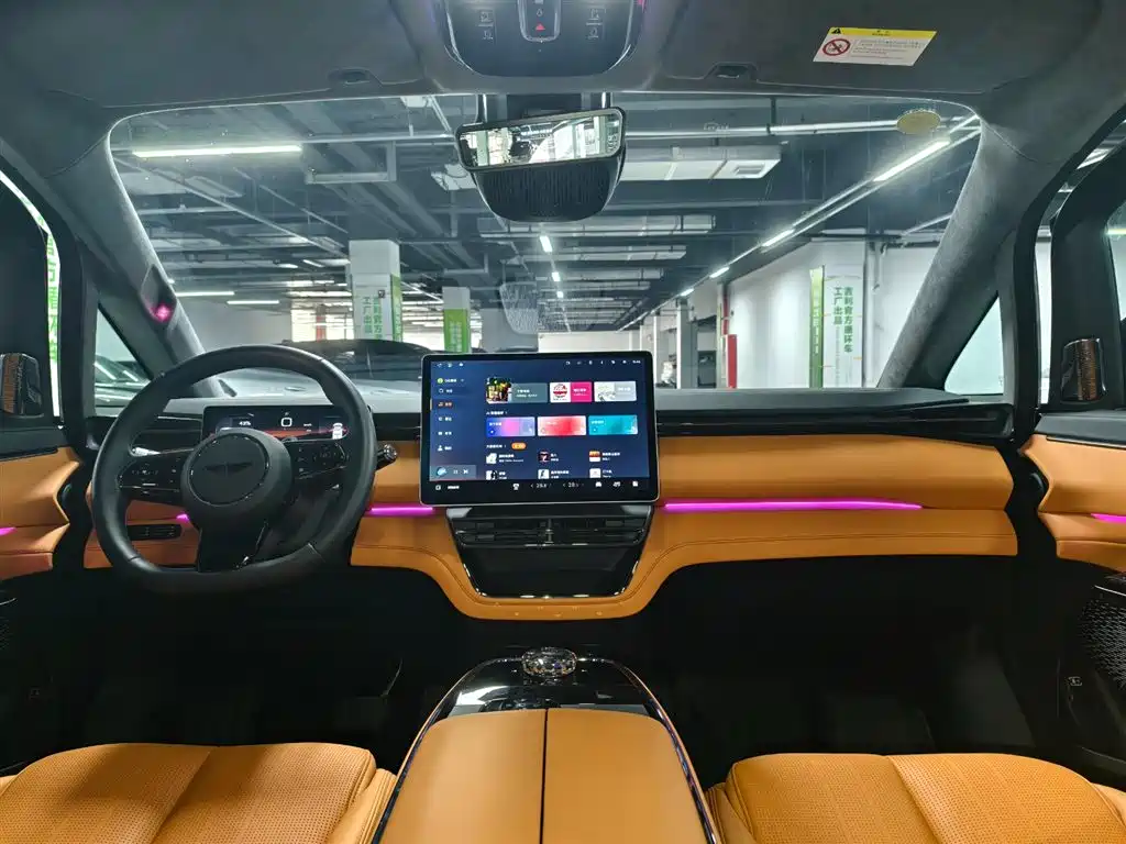 GEELY GALAXY WING TRUE L380