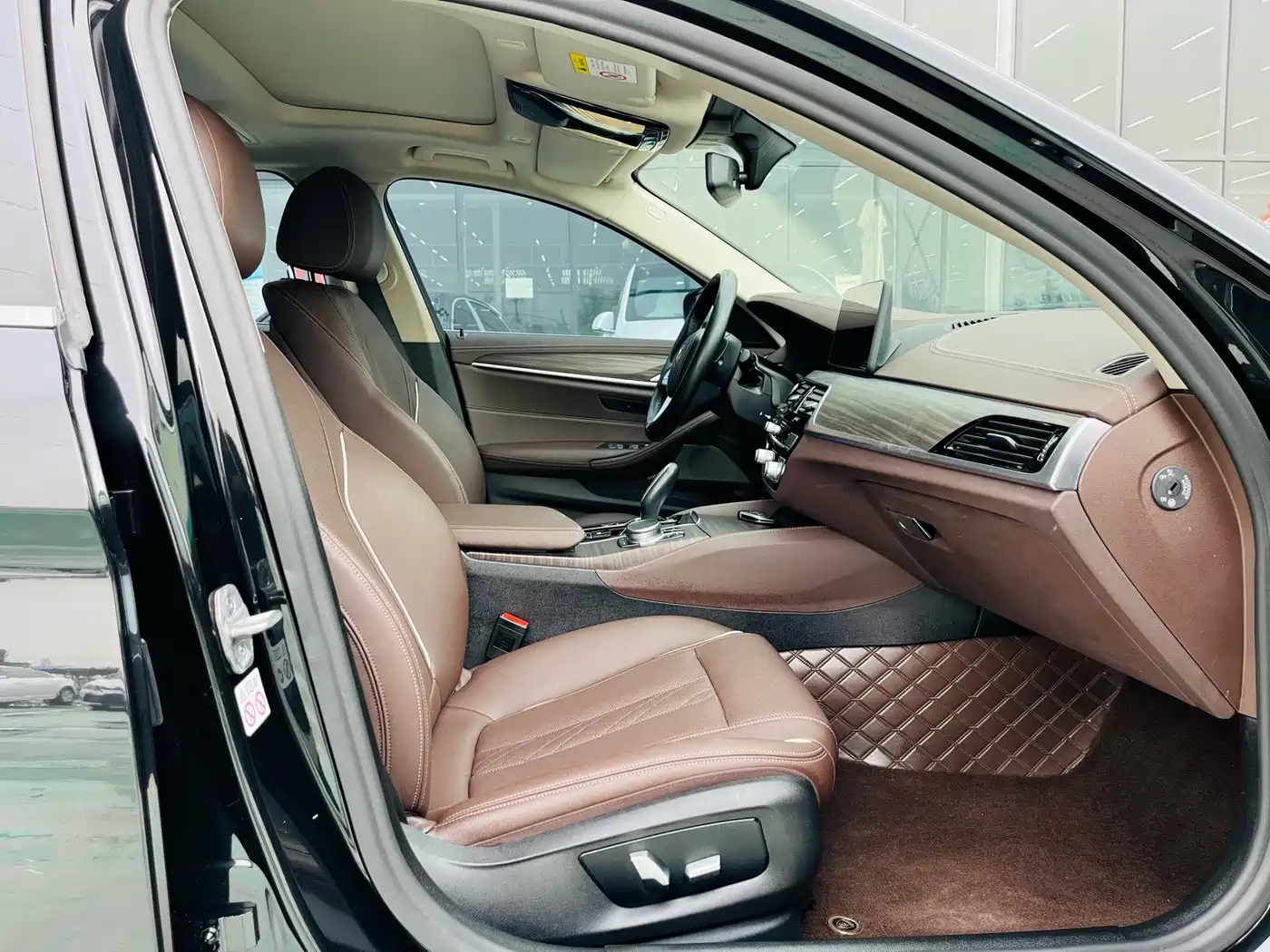 BMW 5 SERIES NEW ENERGY