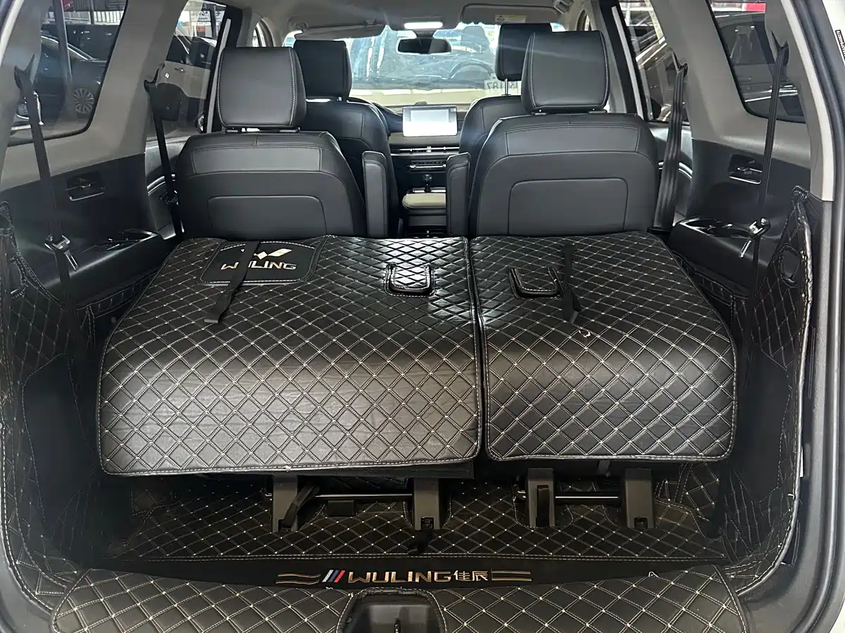 WULING AUTOMOBILE WULING JIACHEN