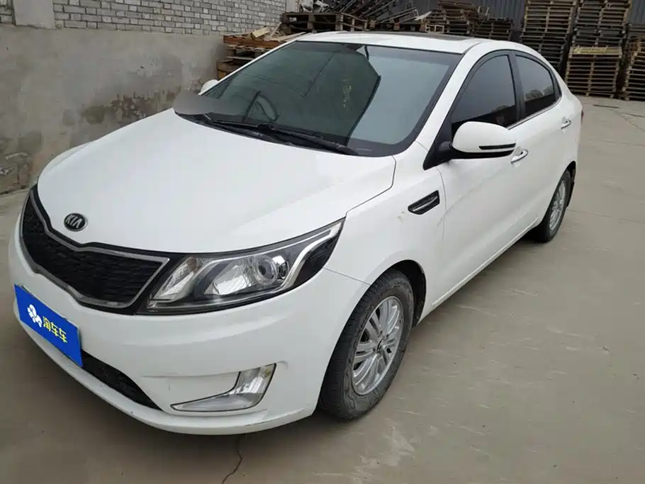 Kia K2 2012 Sedan 1.4L MT TOP Commemorative Edition