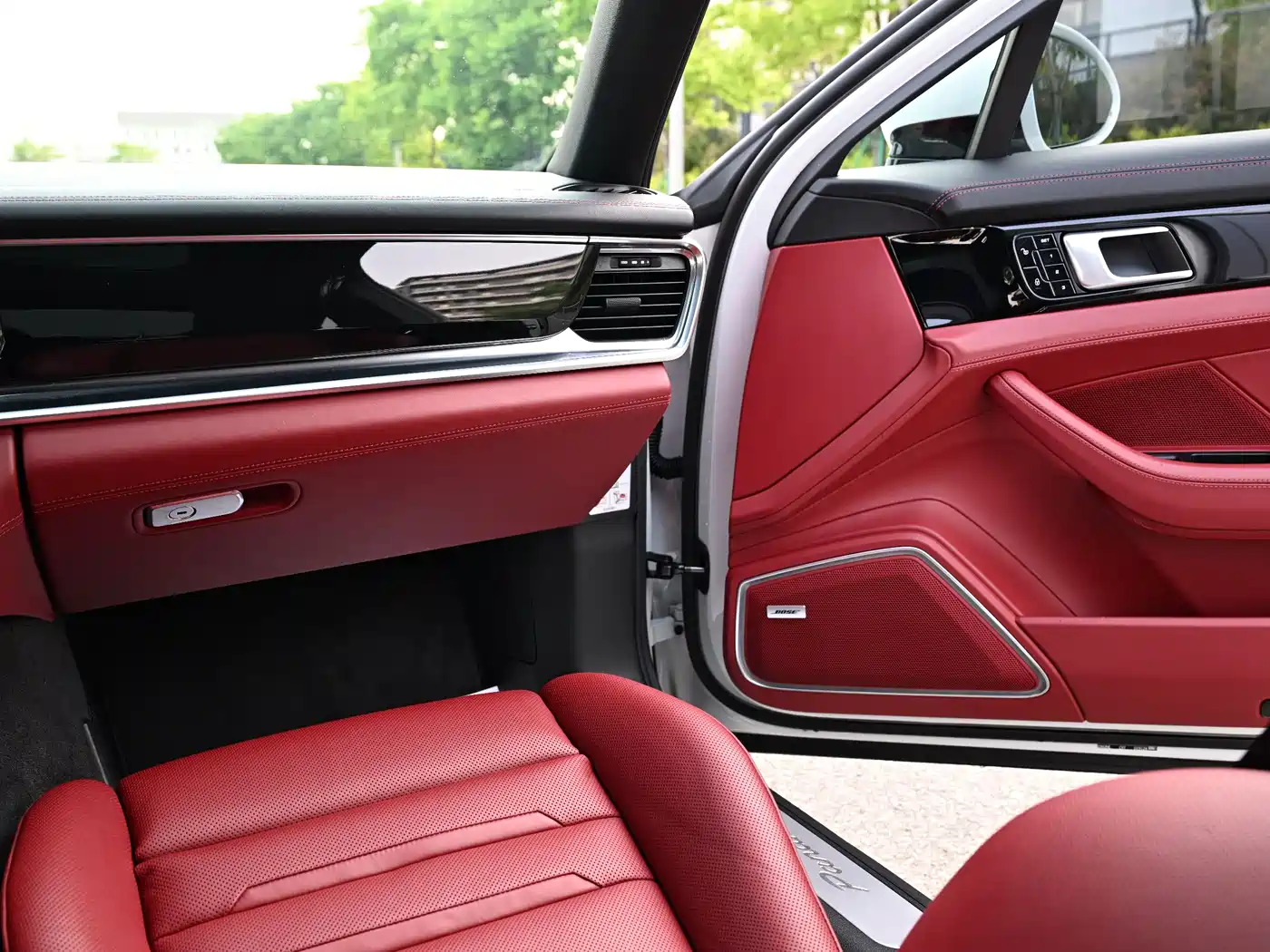 Porsche Panamera 2017 Panamera 4 Executive Long Wheelbase 3.0T фото 9