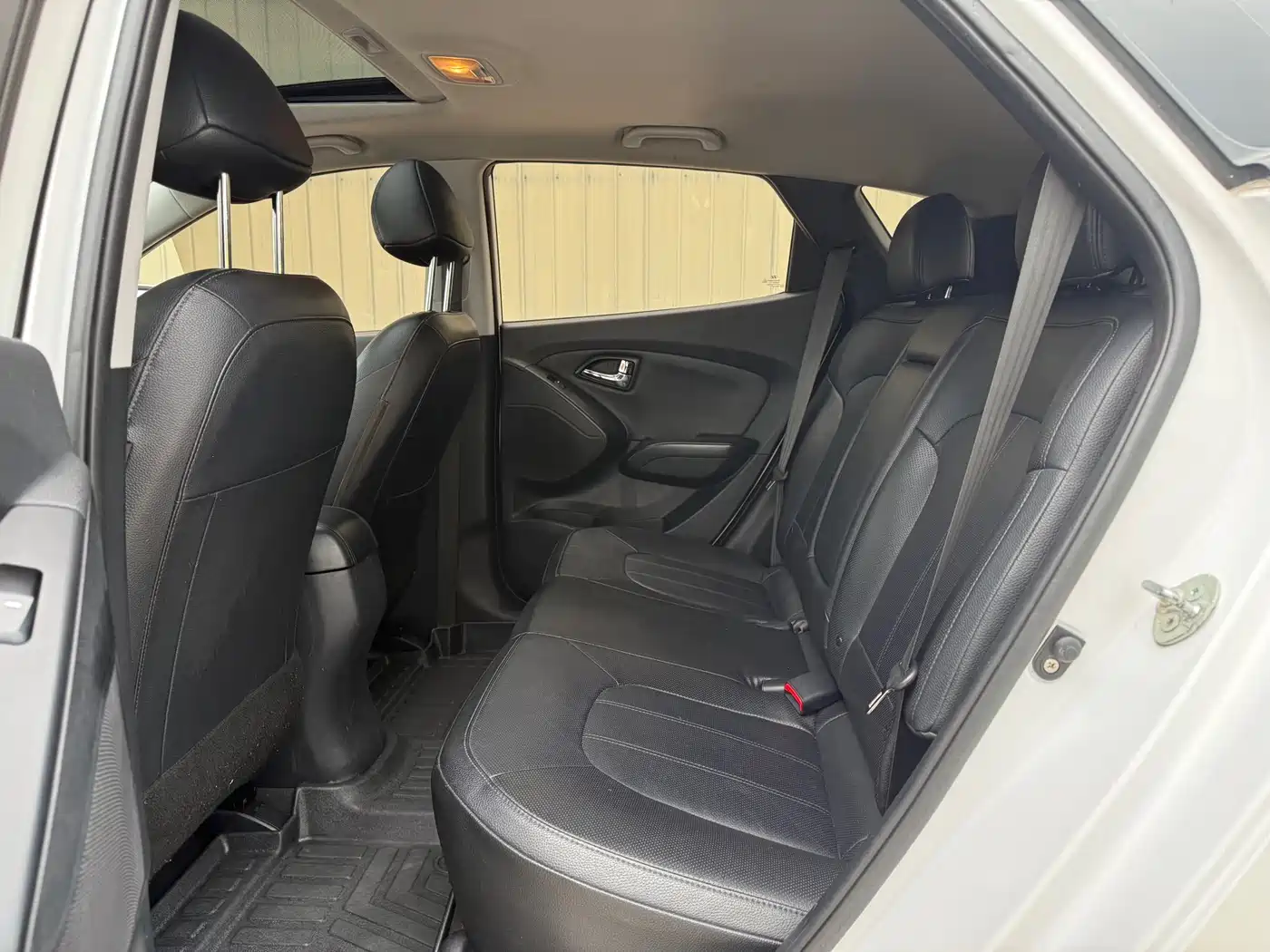 Hyundai Beijing Hyundai ix35 2015 2.0L Automatic 2WD Smart China V фото 11