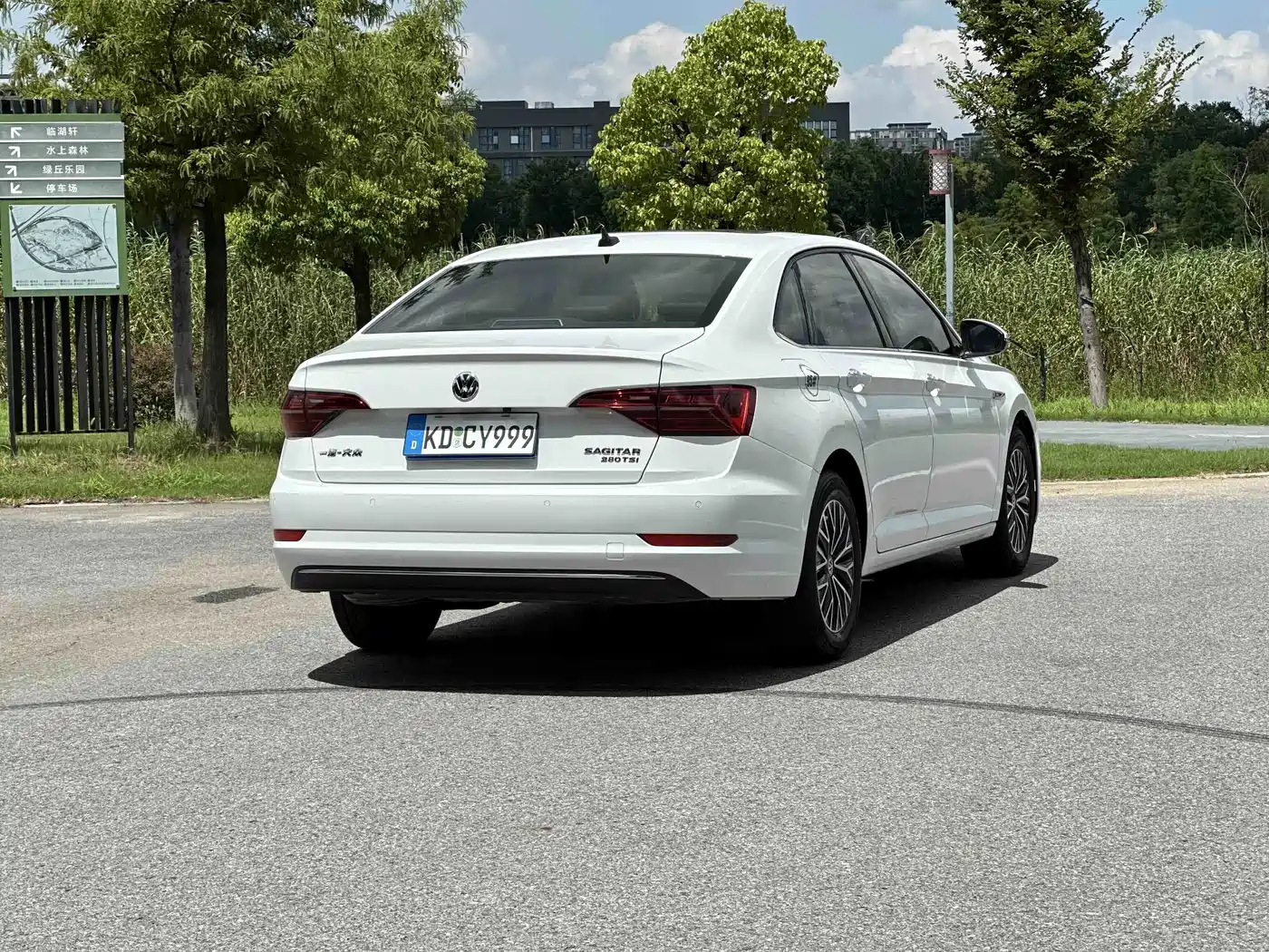 Volkswagen Sagitar, миниатюра 17