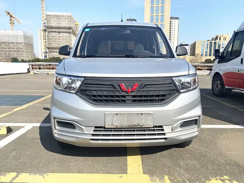 Photo 2 - Wuling Motors Wuling Hongguang V