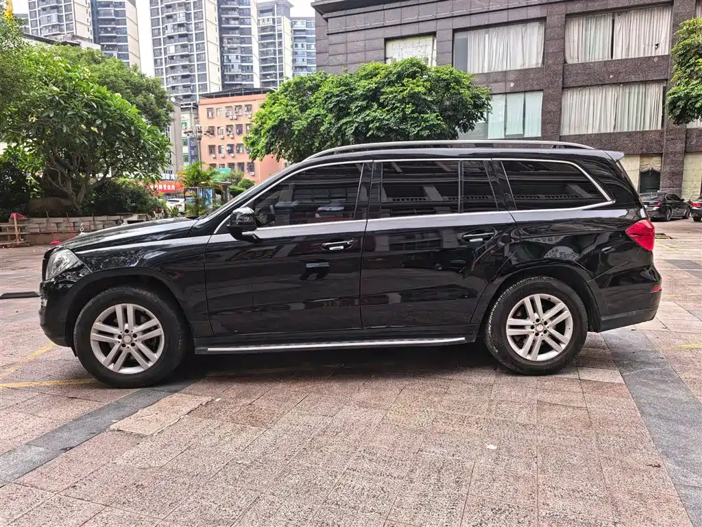 Mercedes-Benz GL-Class 2015 GL 400 4MATIC Sport фото 9