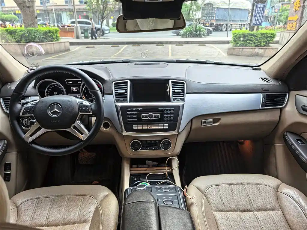 Mercedes-Benz GL-Class 2015 GL 400 4MATIC Sport фото 4