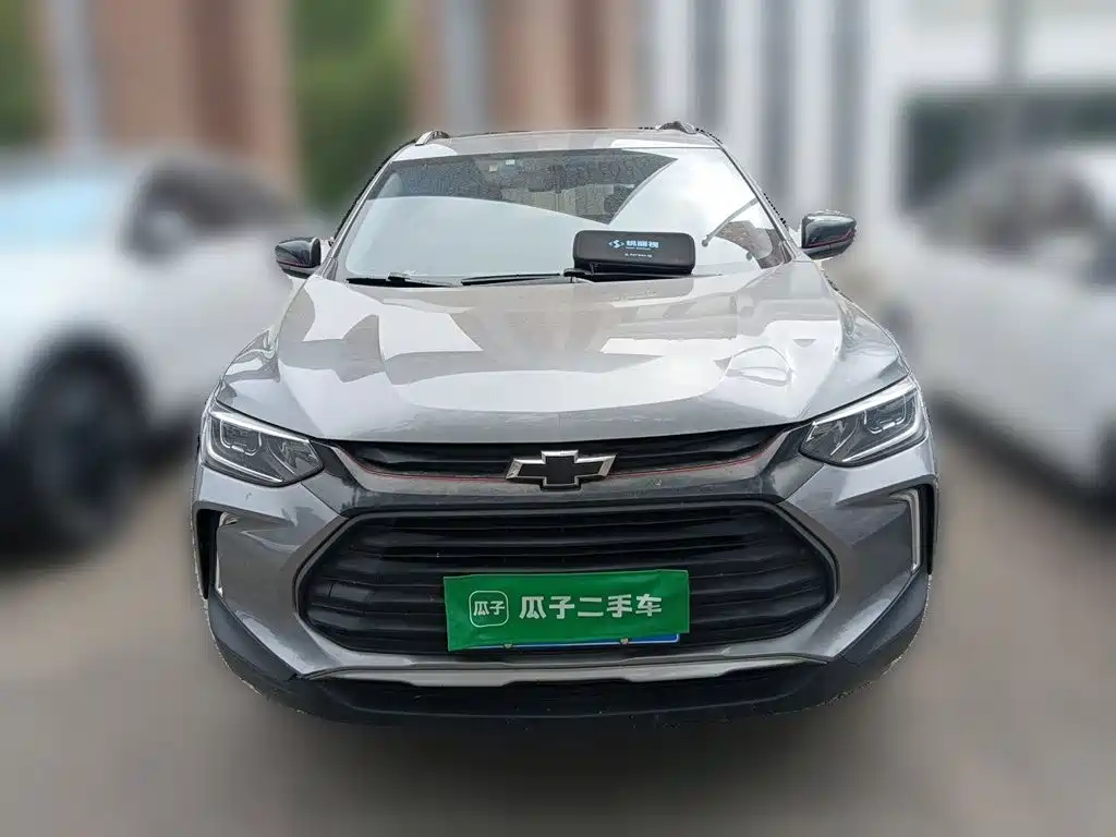 Photo 23 - Chevrolet Trax