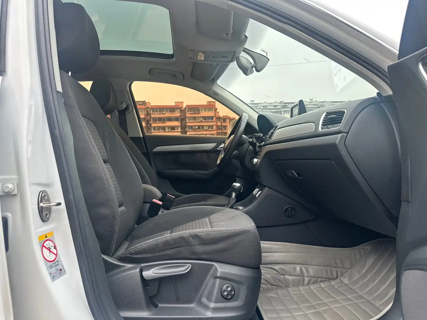 Audi Q3 2013 35 TFSI Progressive фото 12