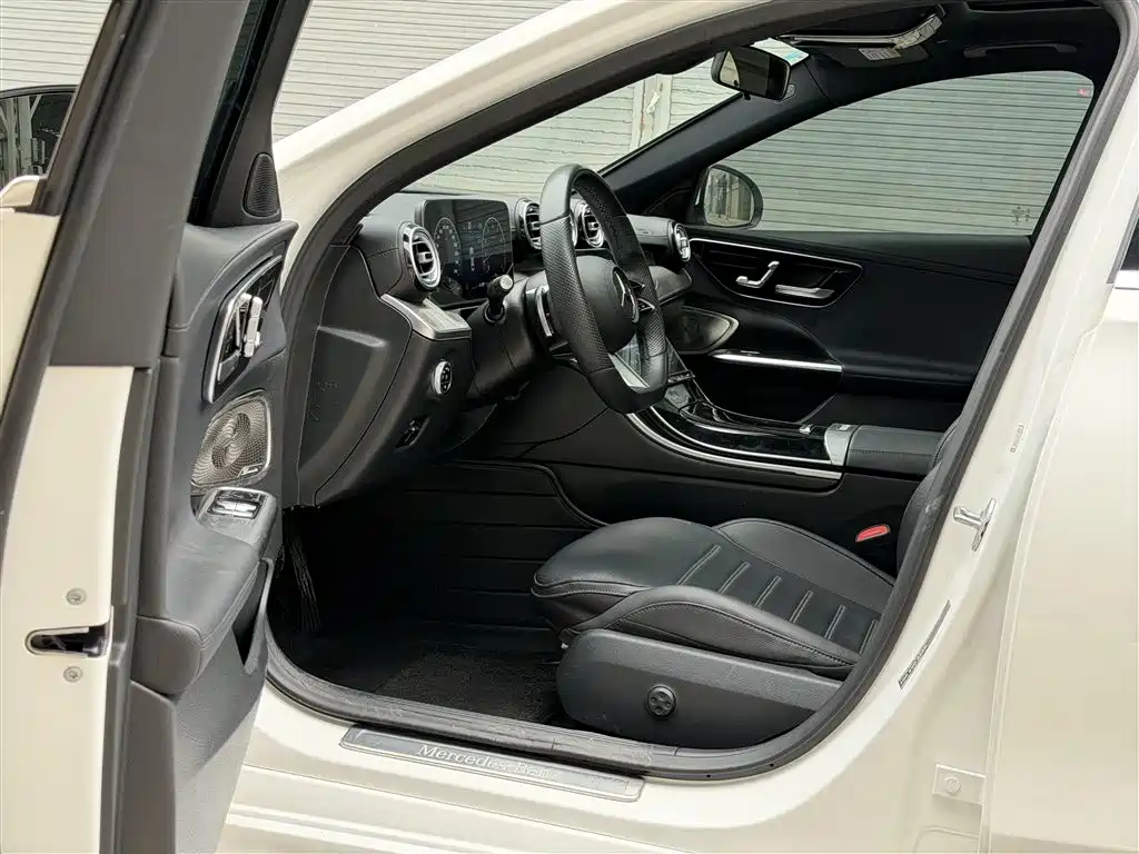 Mercedes-Benz C-Class 2022 C 260 L Sport Edition фото 7