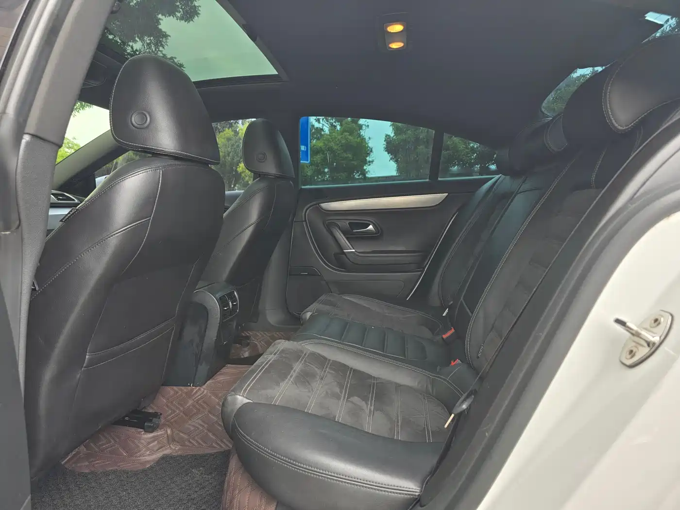 Volkswagen FAW-Volkswagen CC 2016 Model 1.8TSI Luxury фото 10