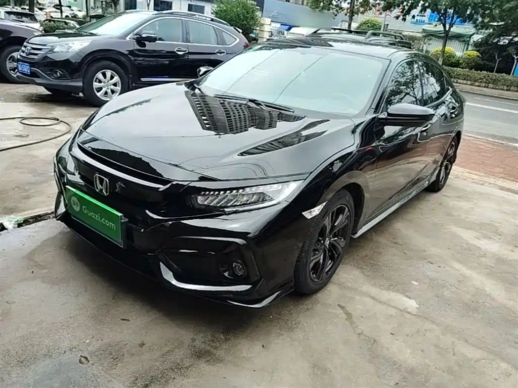 Honda Civic 2021 Hatchback 220TURBO CVT Sport