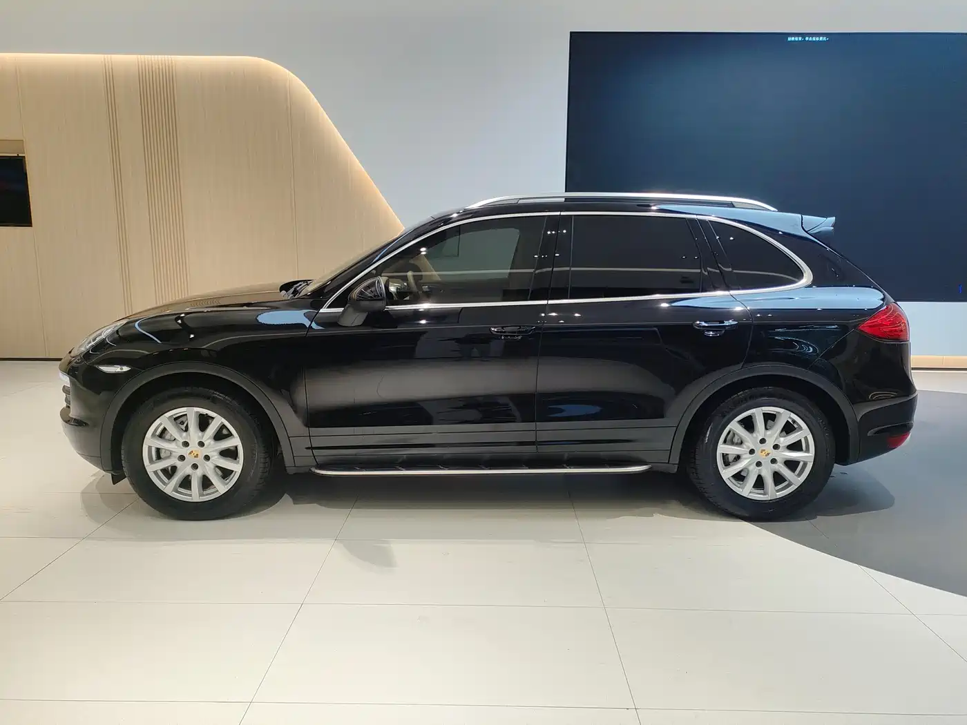 Porsche Cayenne 2011 Cayenne S 4.8L фото 4