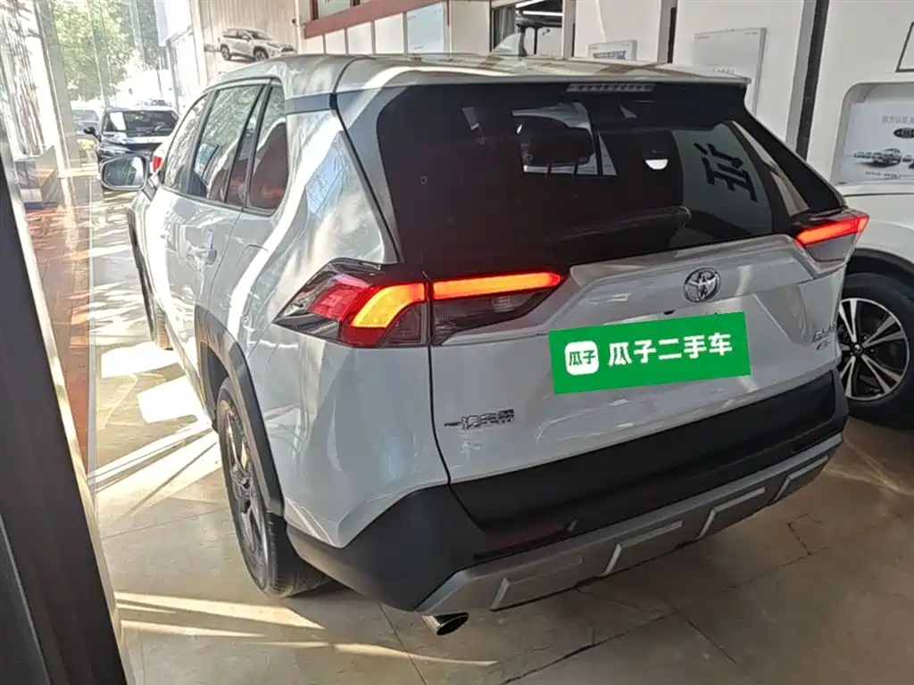 Toyota RAV4 Rongfang 2022 2.0L CVT 4WD Trend Plus Edition фото 23