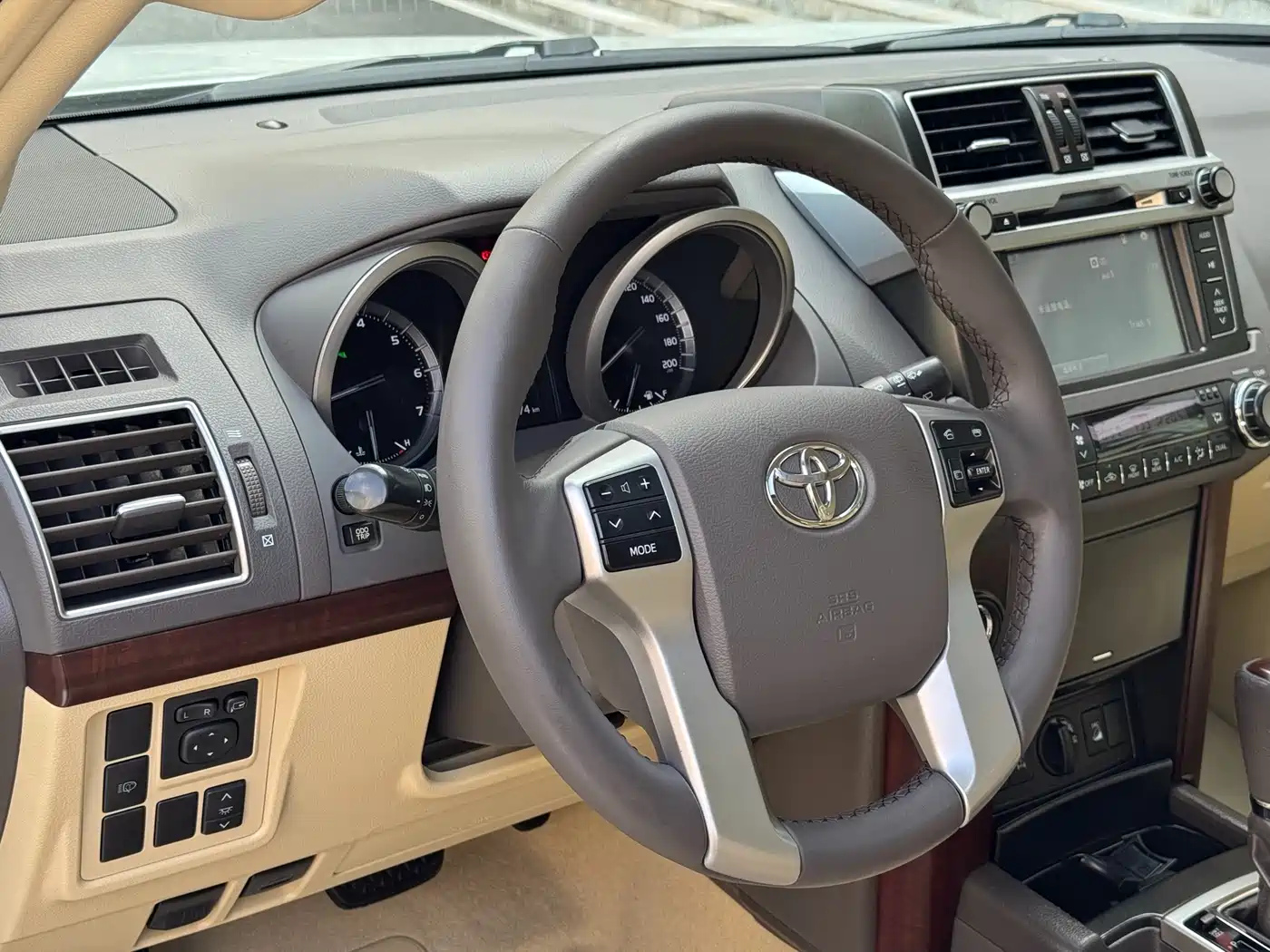 Toyota Prado 2016 3.5L Auto TX-L фото 8