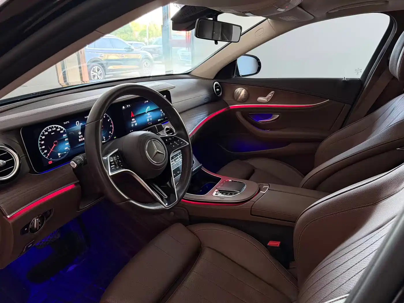 Mercedes-Benz E-Class 2022 E 260 L фото 7