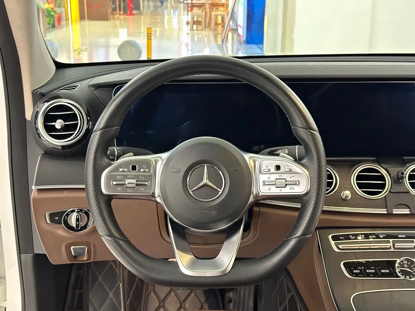 Mercedes-Benz E-Class 2019 Facelift E 300 L Sport Fashion фото 17