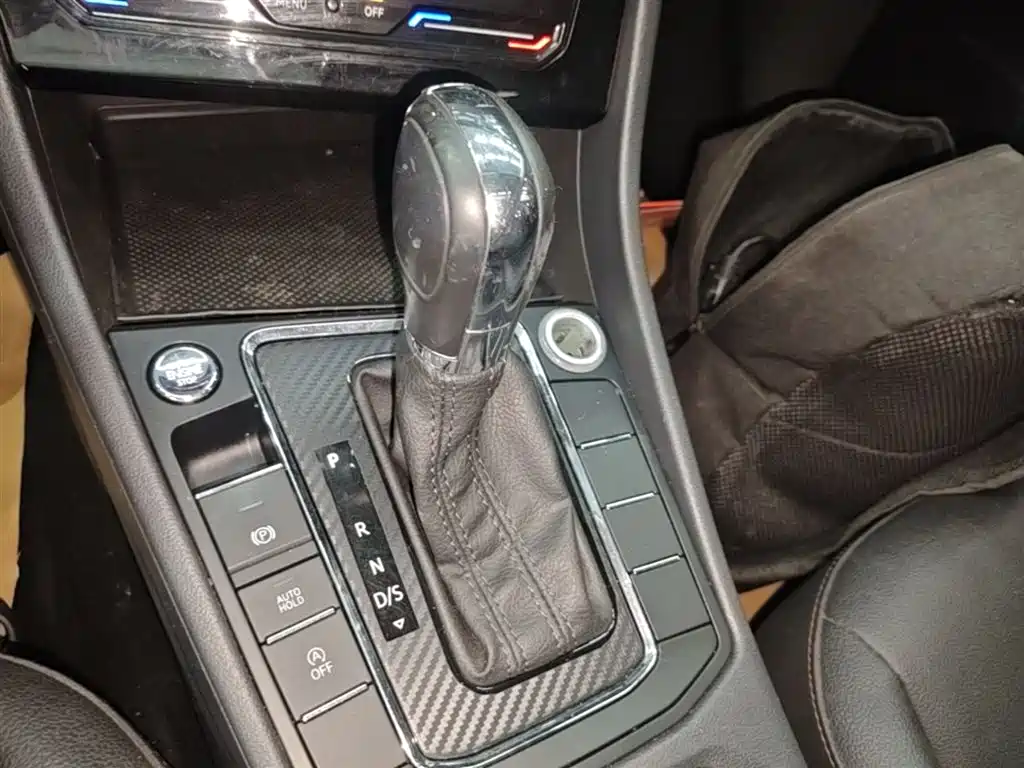 Volkswagen Bora 2020 1.5L Automatic Elite фото 10