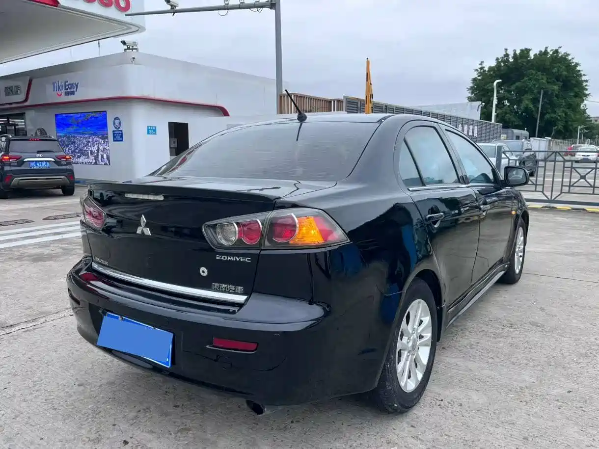 Mitsubishi Lancer EX 2011 Zhi Xuan Edition 2.0L CVT Flagship фото 7