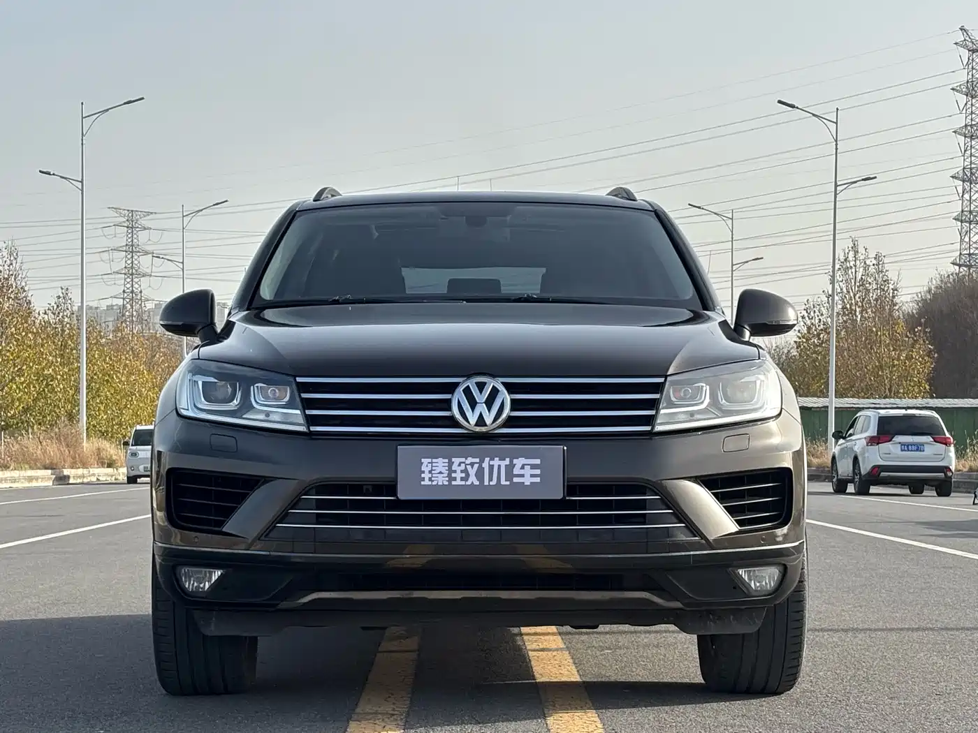 VOLKSWAGEN TOUAREG