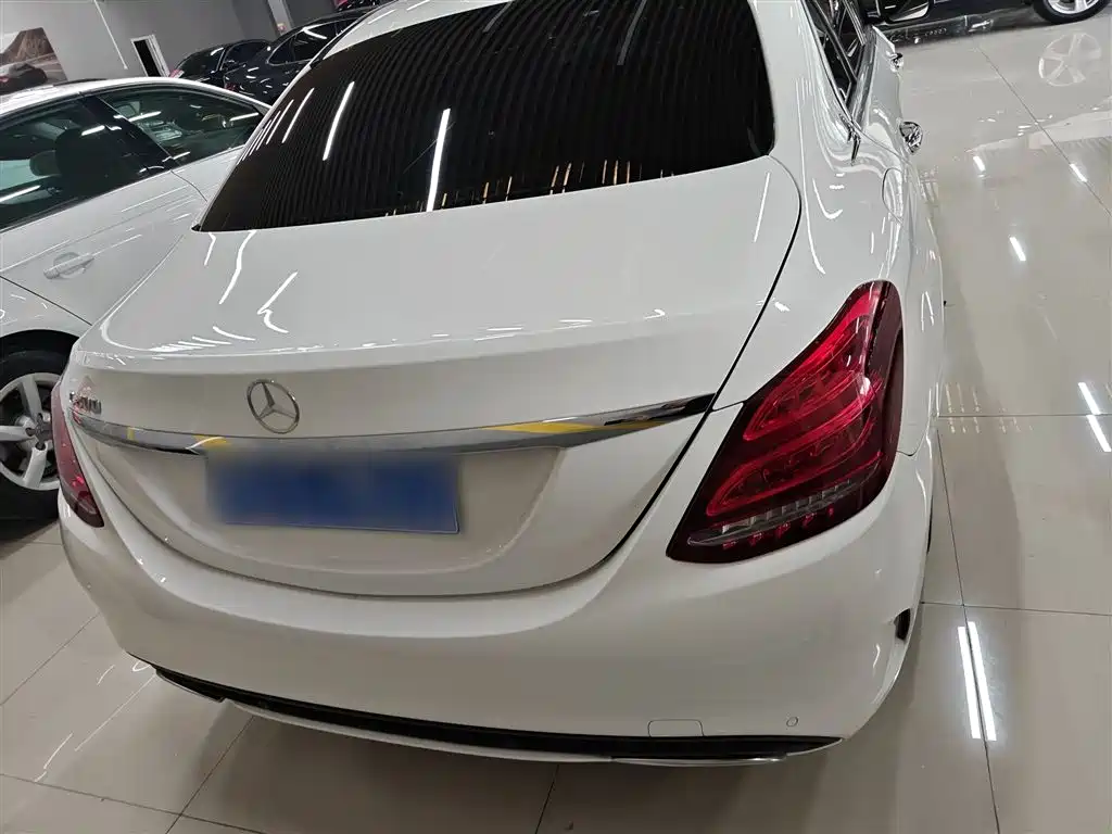Mercedes-Benz C-Class 2018 C 180 L Fashion Sport Edition фото 7