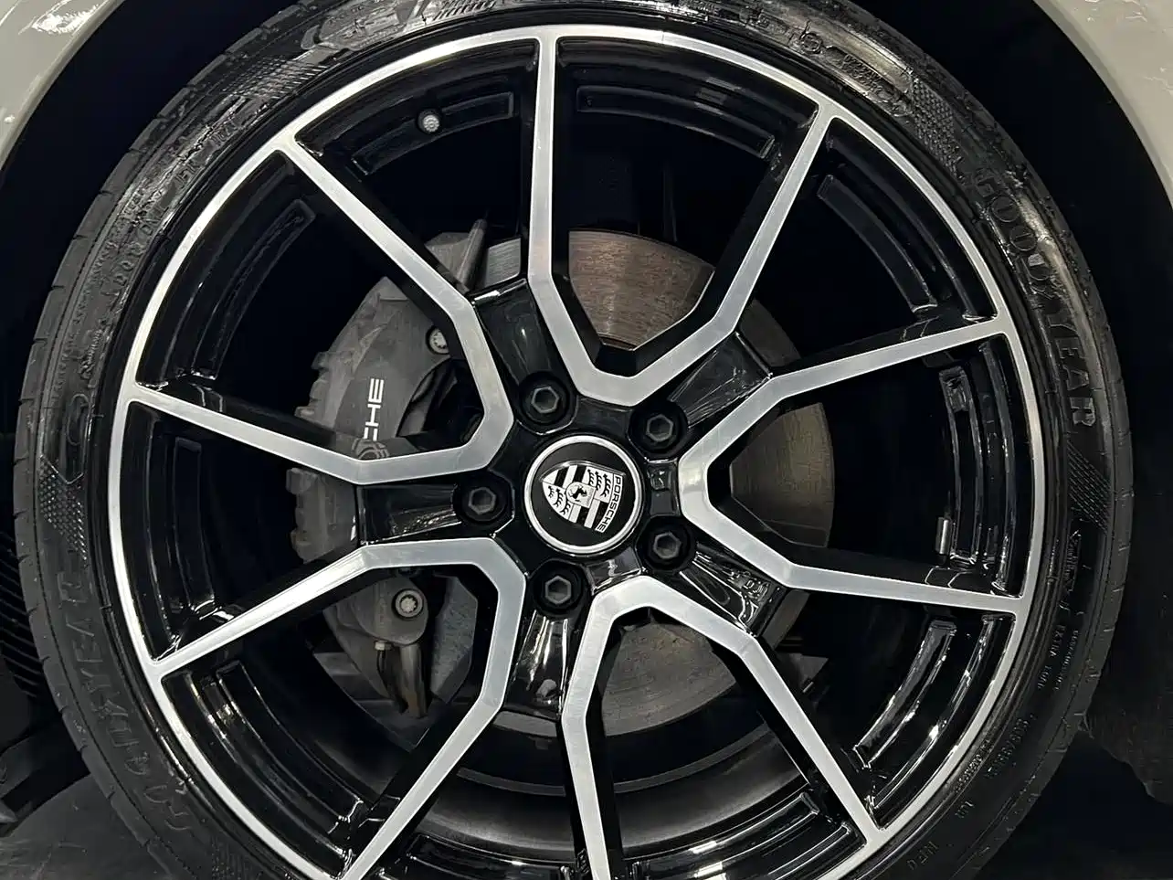 Porsche Taycan 2024 Taycan 4 фото 18