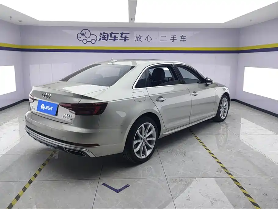 Audi A4L 2018 30th Anniversary 40 TFSI Fashion фото 3