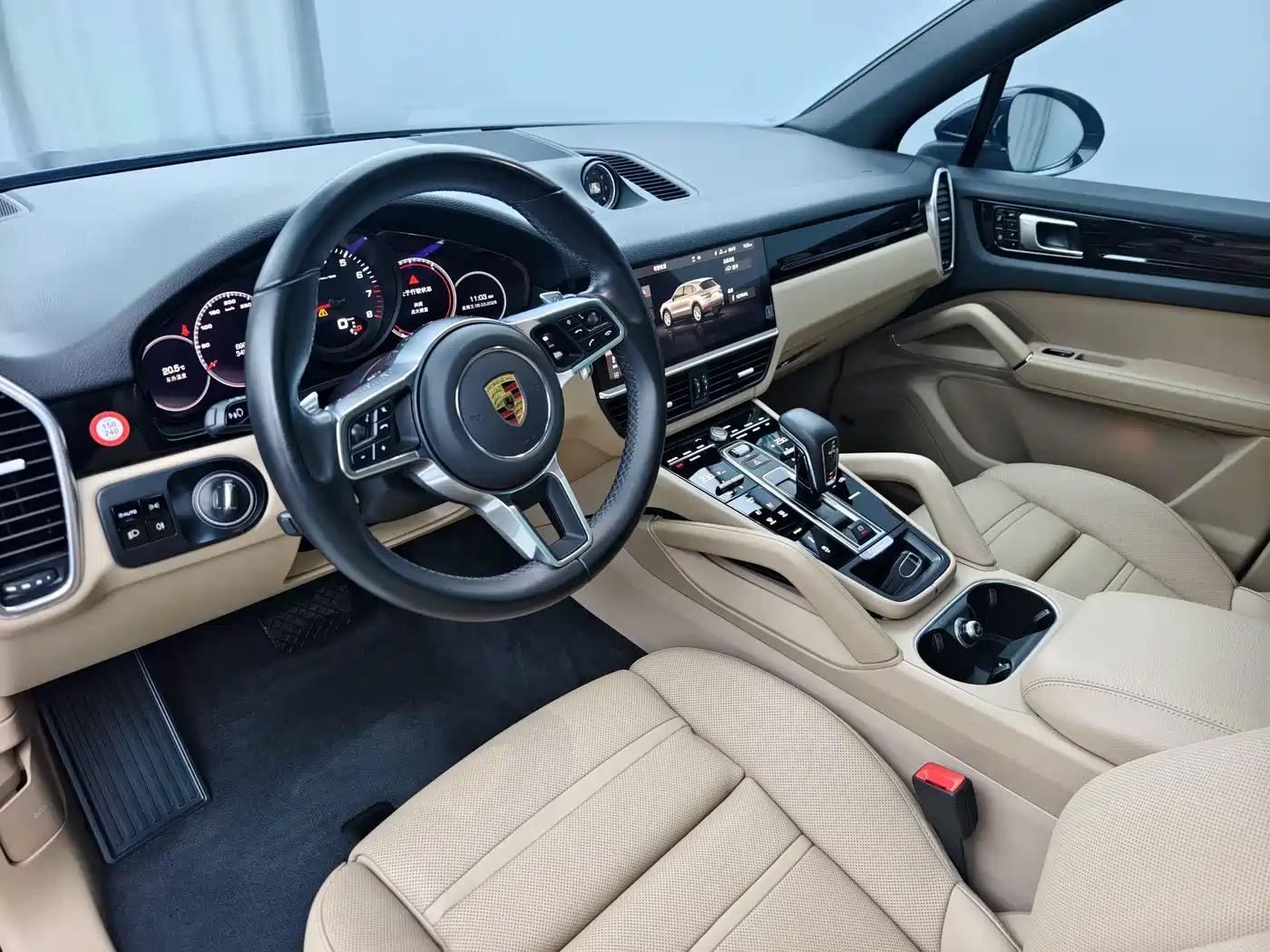 PORSCHE CAYENNE