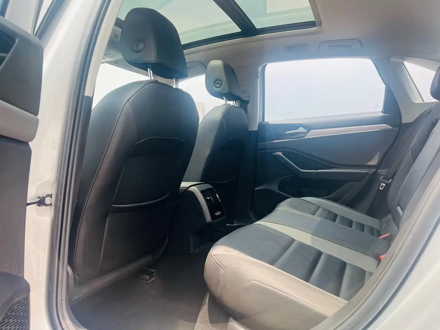 Volkswagen Sagitar 2021 280TSI DSG Comfort Smart Connect Edition фото 5