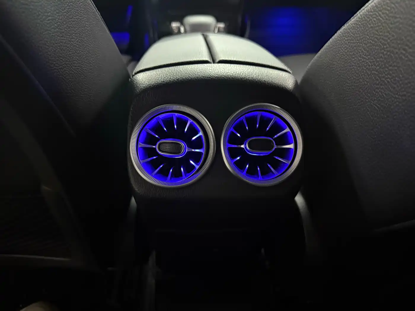 Mercedes-Benz A-Class 2021 A 200 L Sport Sedan Dynamic Type фото 16