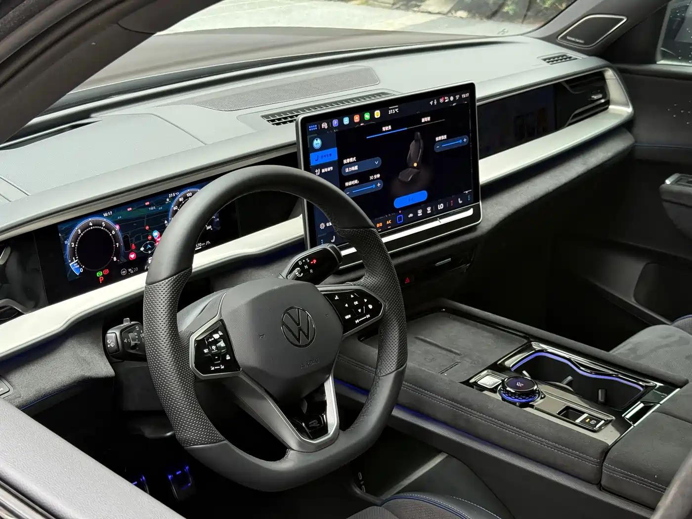 Volkswagen Teramont 2025 Teramont Pro 450TSI 4WD Summit Edition фото 20