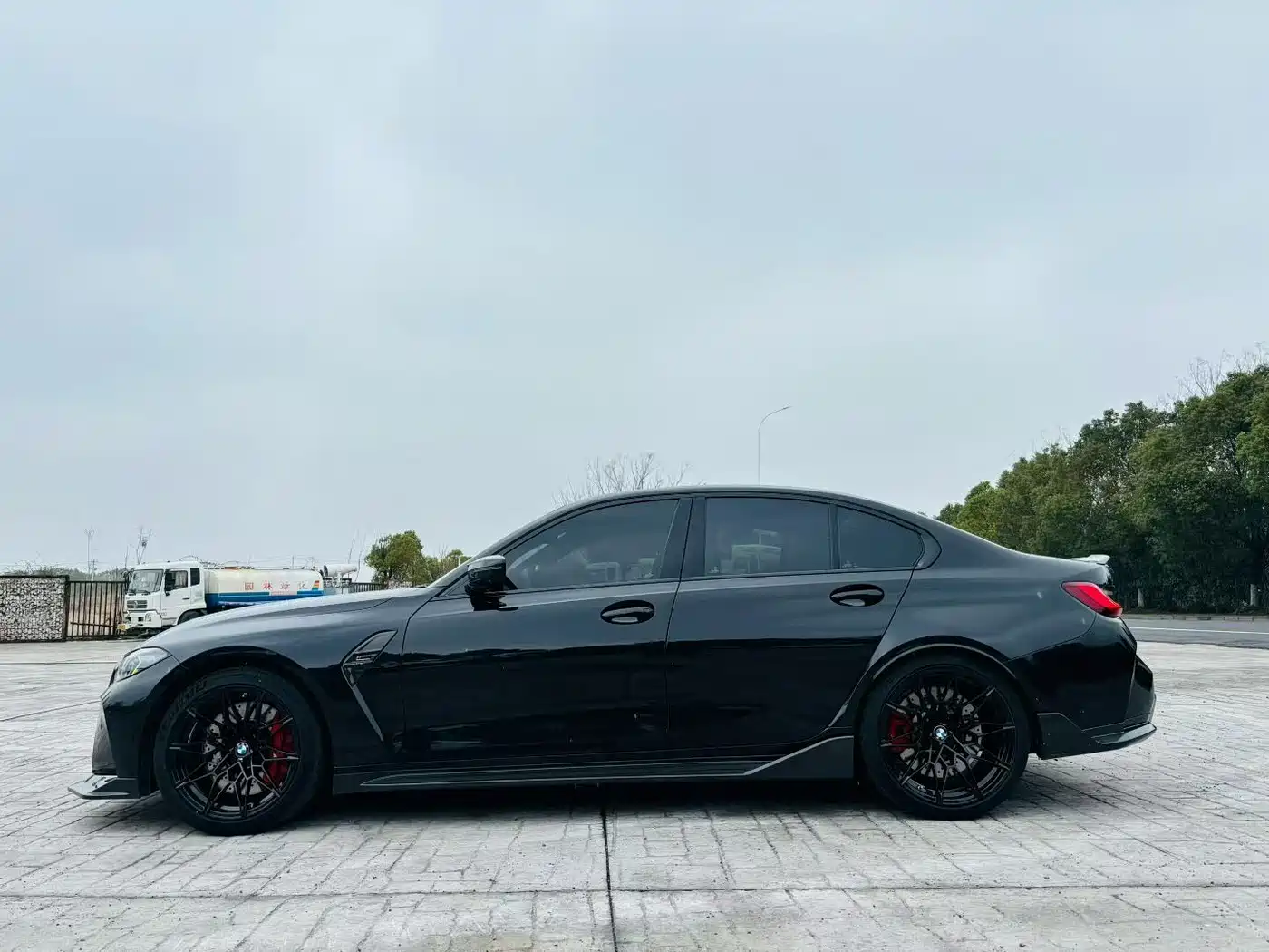 BMW M3 2024 M3 Sedan Competition фото 3