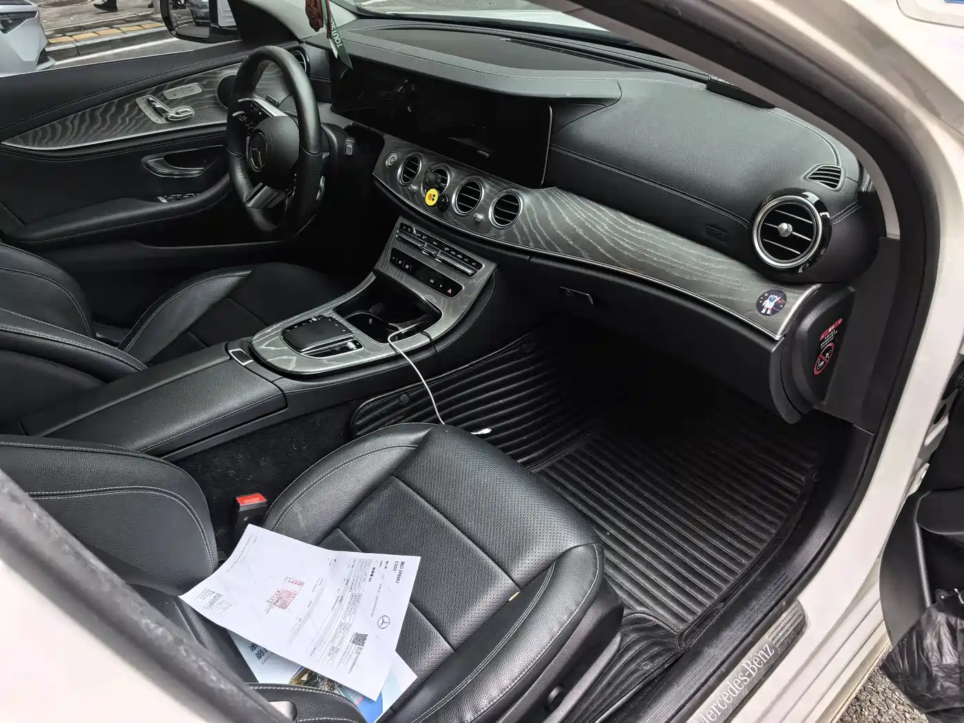 Mercedes-Benz E-Class 2021 E 300 L Sport Fashion фото 6