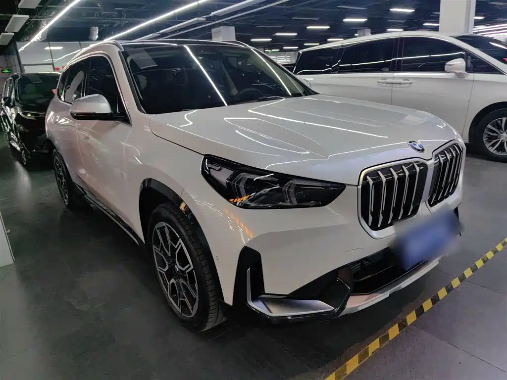 BMW X1 2023 sDrive25Li X Design Package фото 4
