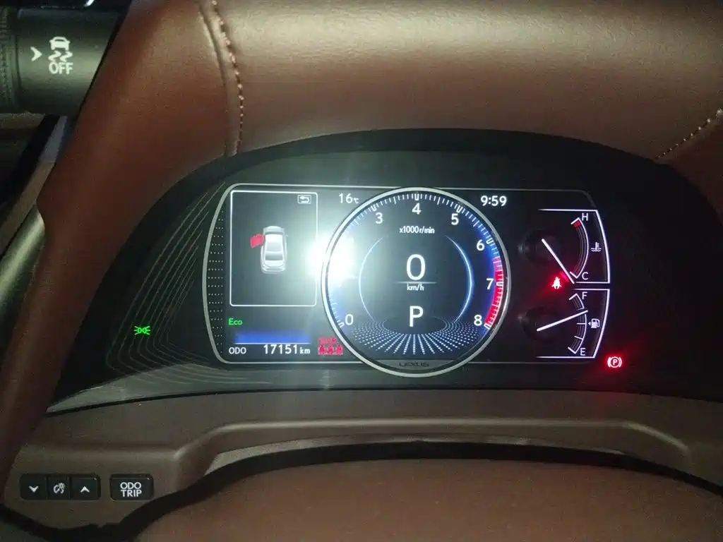 Lexus ES 2018 200 Excellence Edition (China VI) фото 8