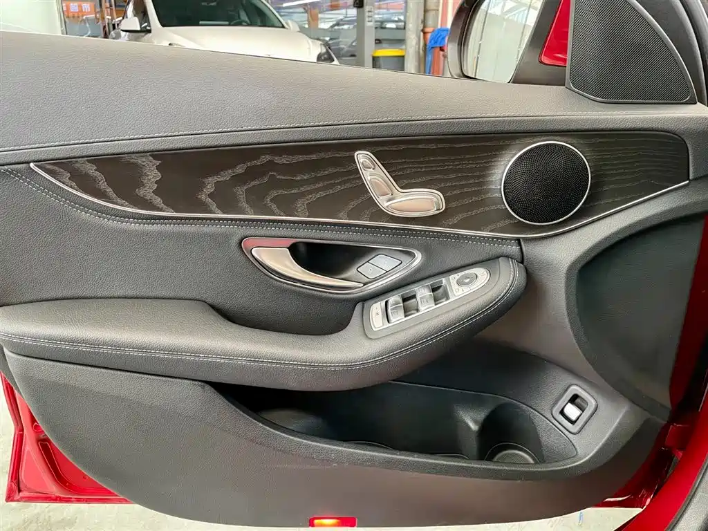 Mercedes-Benz C-Class 2018 C 180 L Fashion Sport Edition фото 16