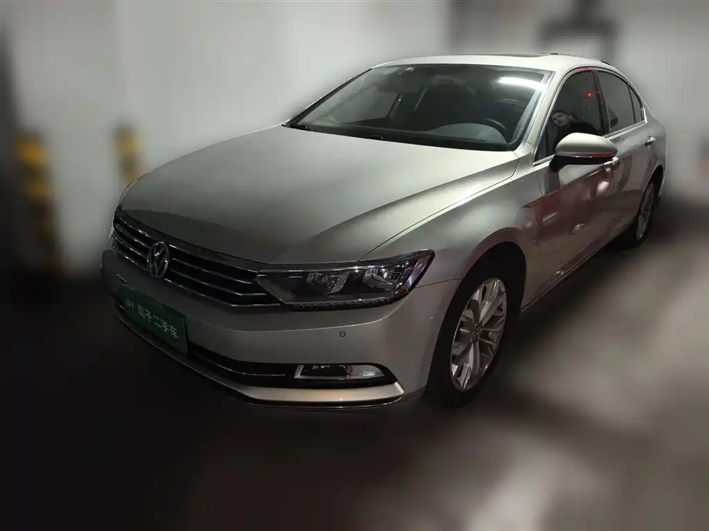 Volkswagen Magotan 2017 330TSI DSG Luxury
