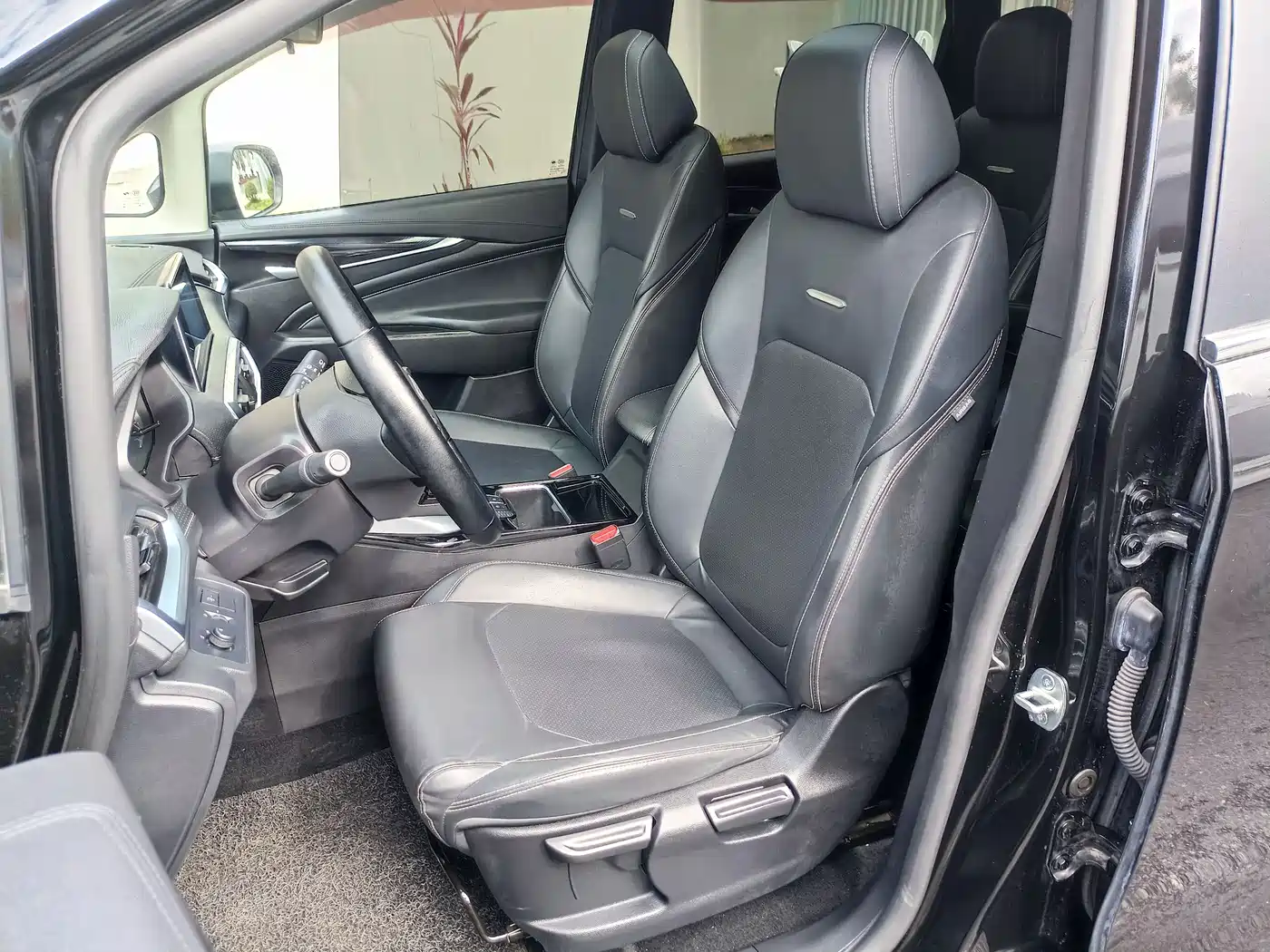 SAIC MAXUS CHASE G50