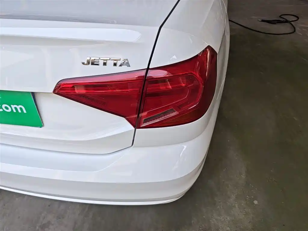 Volkswagen Jetta 2017 1.4L Manual Fashion фото 8